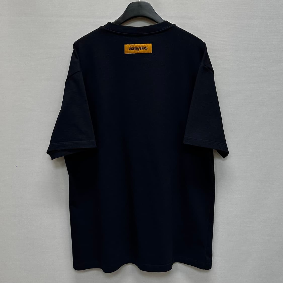 루이비통 엠브로이더드 시그니처 코튼 반팔티 ( 110 ) 상품이미지4