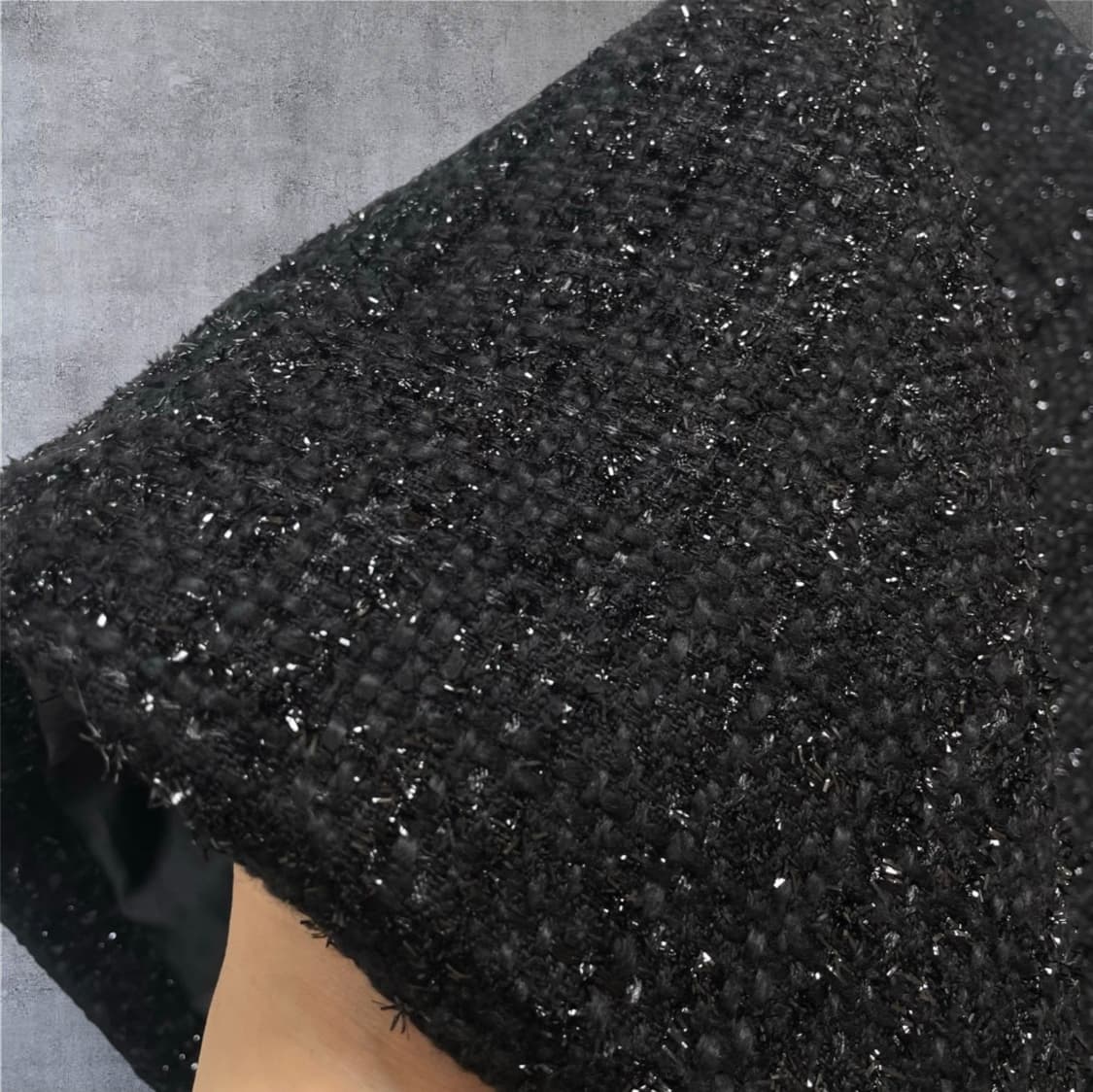 샤넬 블랙 트위드 버튼 포인트 미니스커트 36 상품이미지7