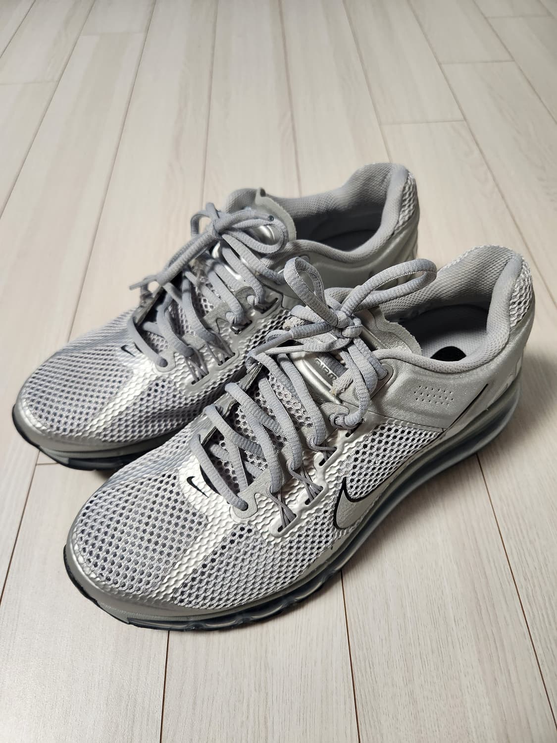 새상품급)나이키 에어맥스 2013 남성 신발 HQ3025-001 사이즈2 상품이미지1