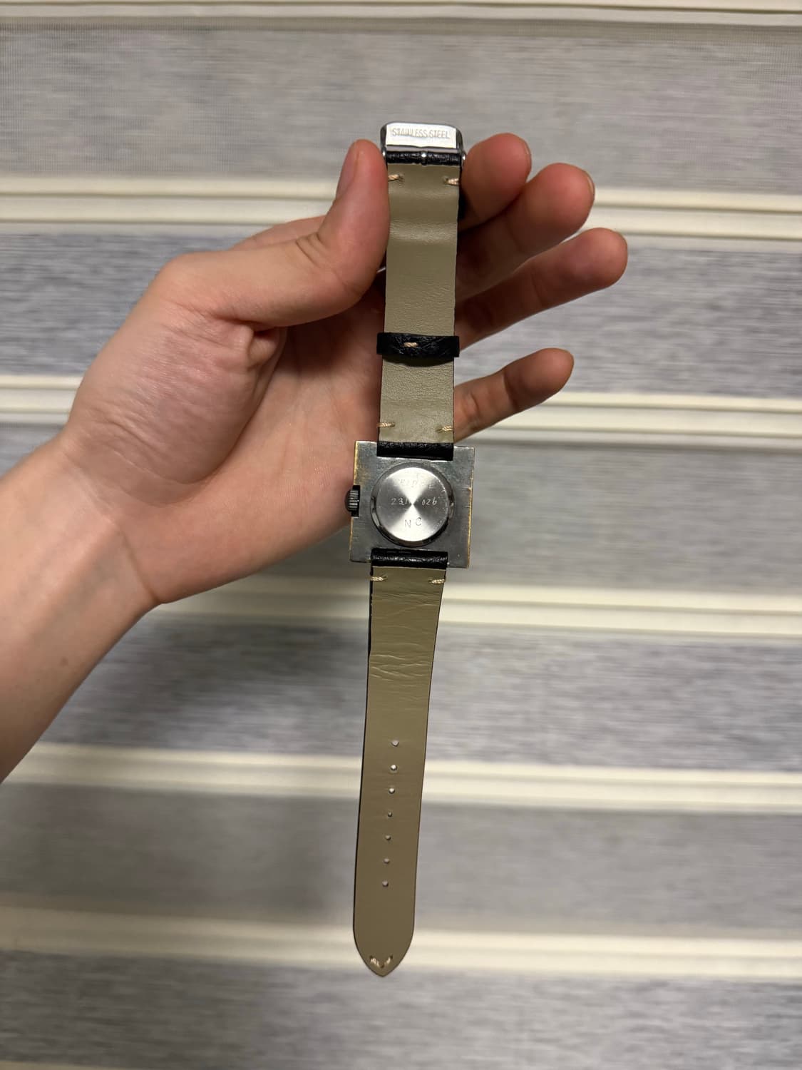 네지코무 nejicommu 시계 팝니다. 이얼즈어고 상품이미지4