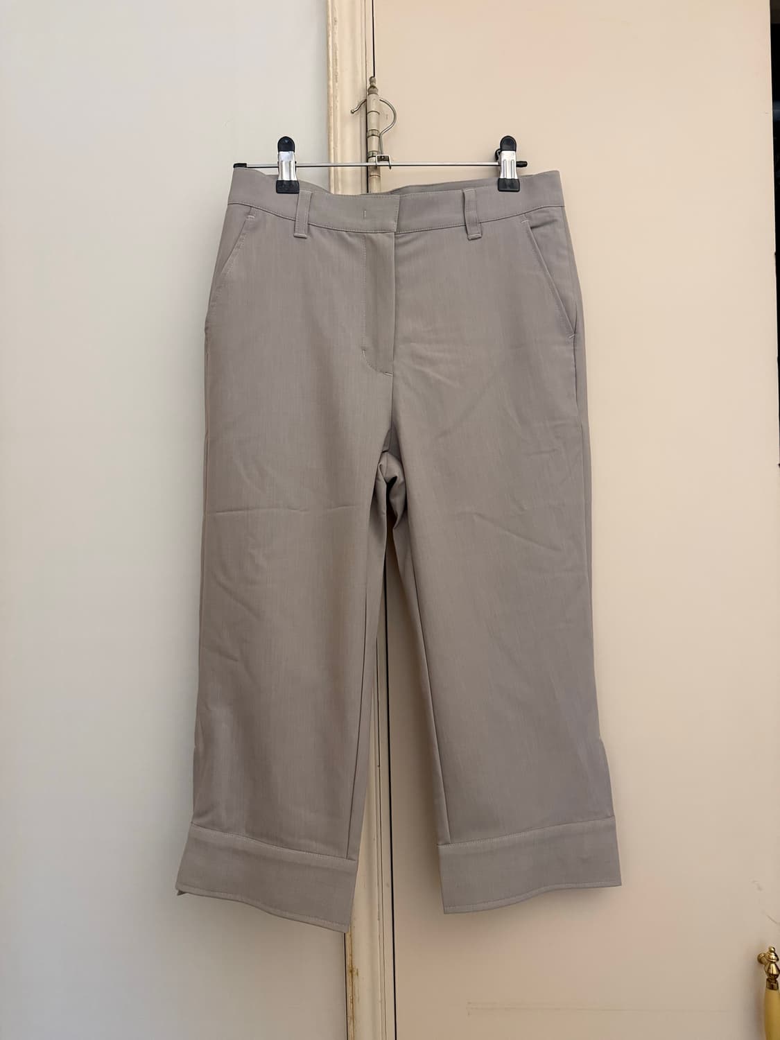 사파리스팟 1/2 Cuff Cropped Pants (Ivory) 상품이미지1