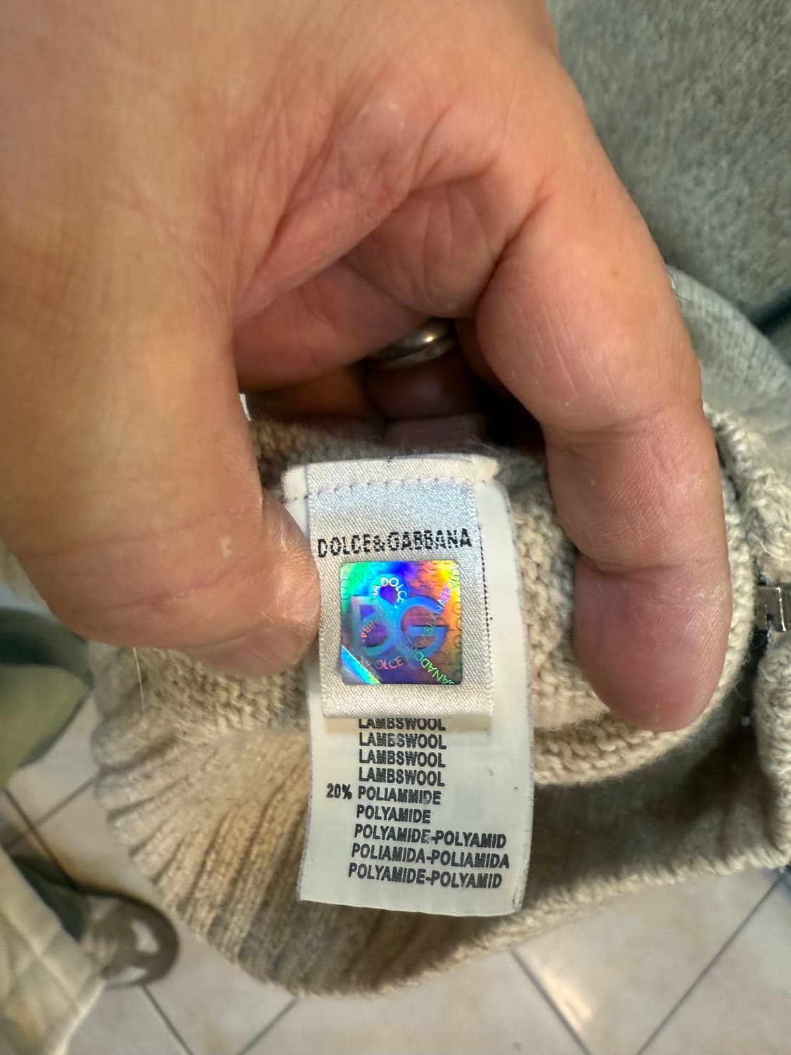 50/105 정품 돌체앤가바나 니트집업 팝니다 상품이미지5