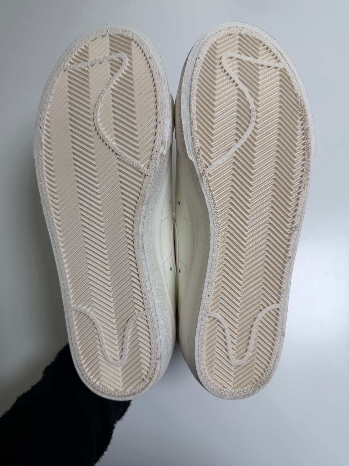 나이키 블레이저 로우 플랫폼 240 상품이미지4