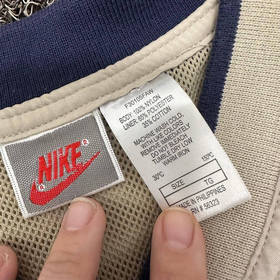 NIKE 나이키 여성 크롭 바람막이 웜업 긴팔티셔츠 상품이미지3