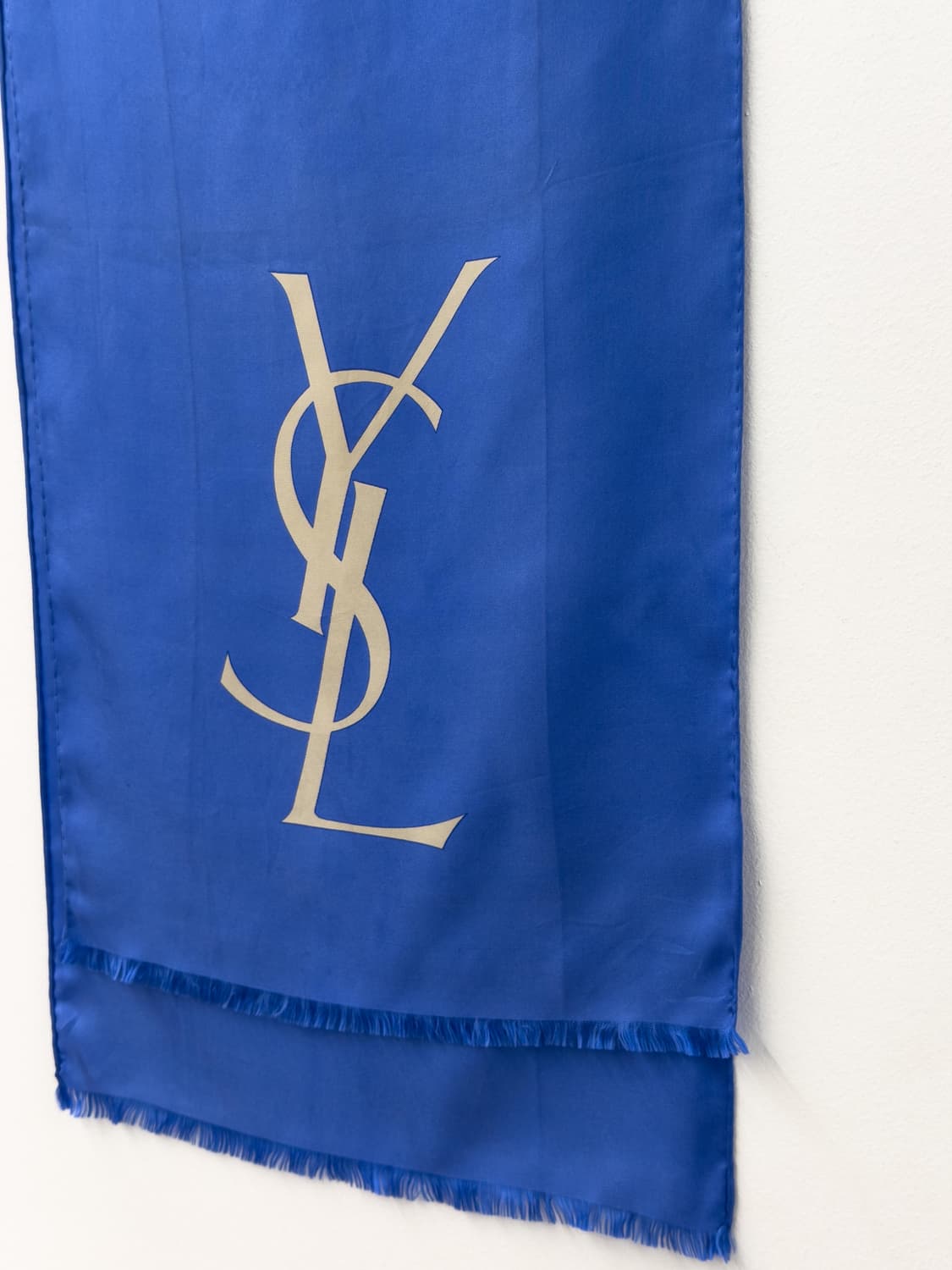 입생로랑 스카프 상품이미지2