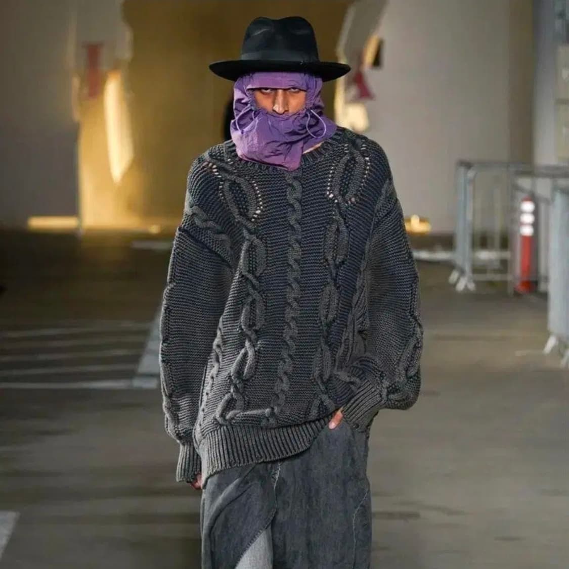 *24SS 카미야 by 미하라 야스히로 케이블 데미지 니트 상품이미지1