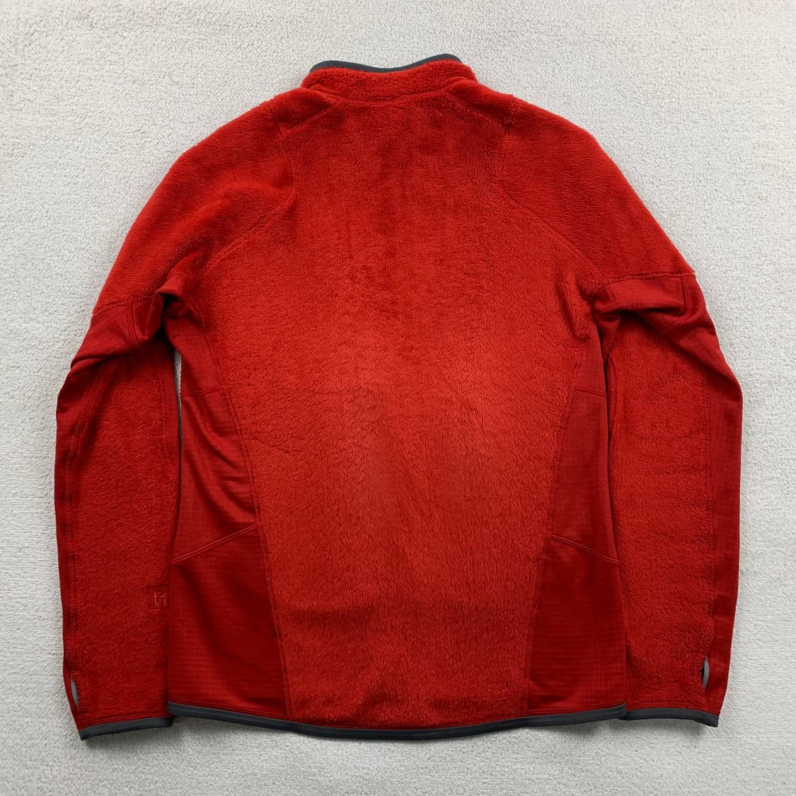 파타고니아 R2 폴라텍 플리스 자켓 레드  상품이미지2