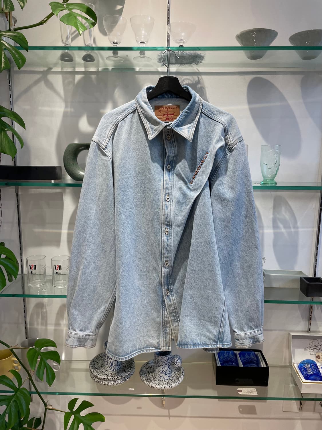 와이프로젝트 pinched denim shirt 상품이미지1