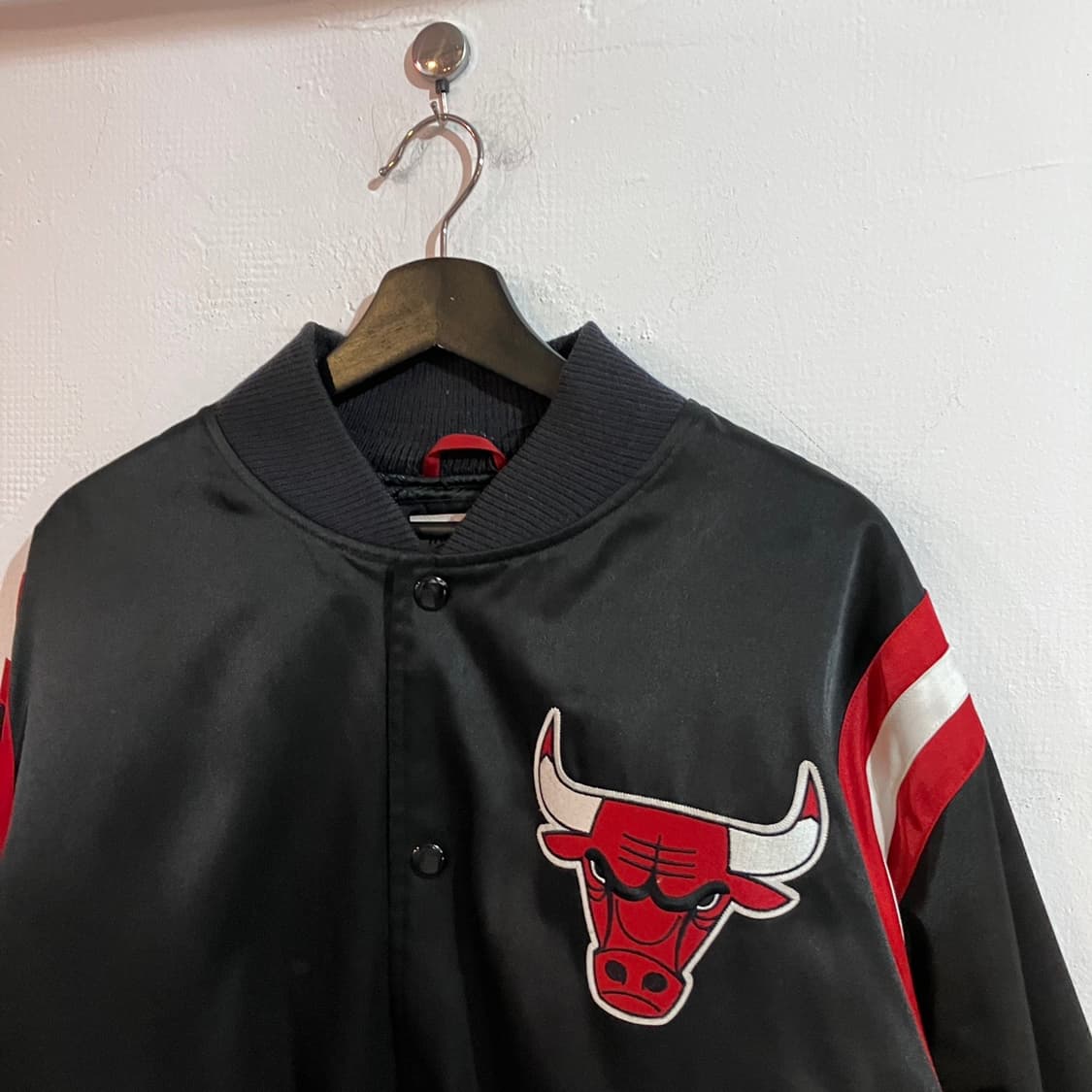 미챌엔네스 시카고불스 바시티 자켓 상품이미지4