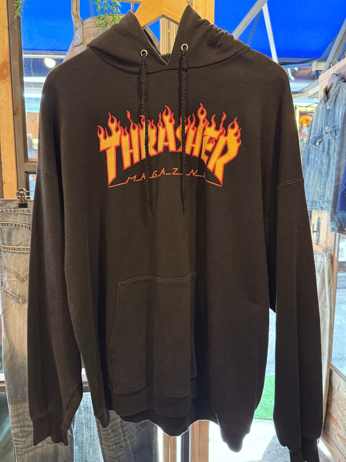 트래셔 불꽃 블랙 후드티 상품이미지1