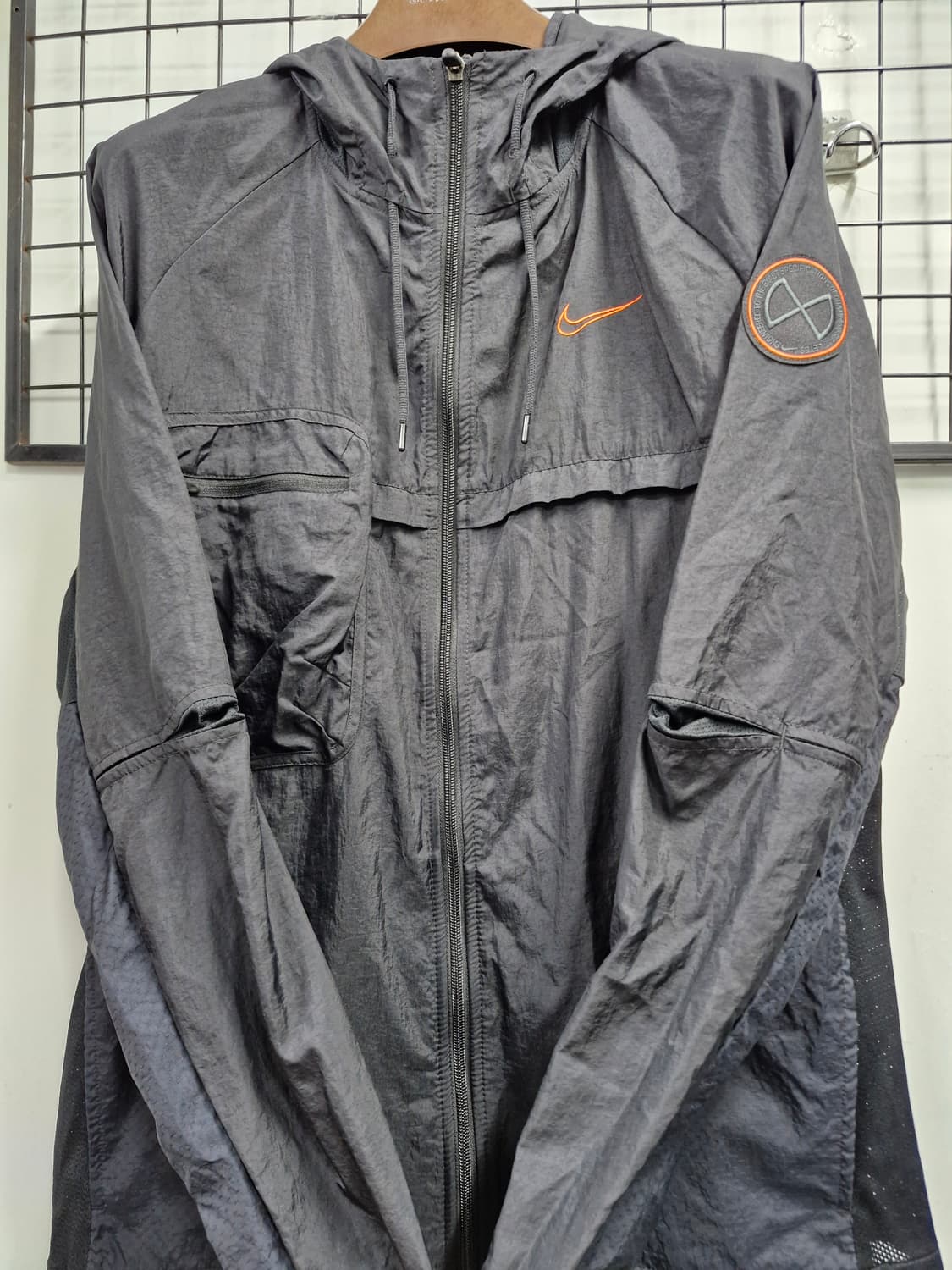 95-100L 나이키 남성 풀집 바람막이 자켓. 상품이미지5