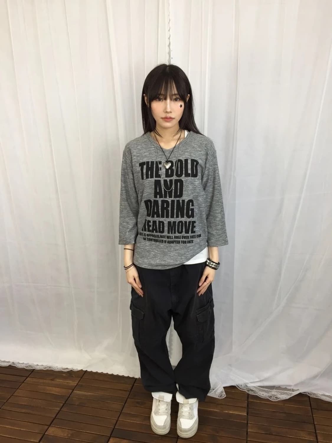 JPN Anti-Label Jean Graphic V-Neck Tee 상품이미지1