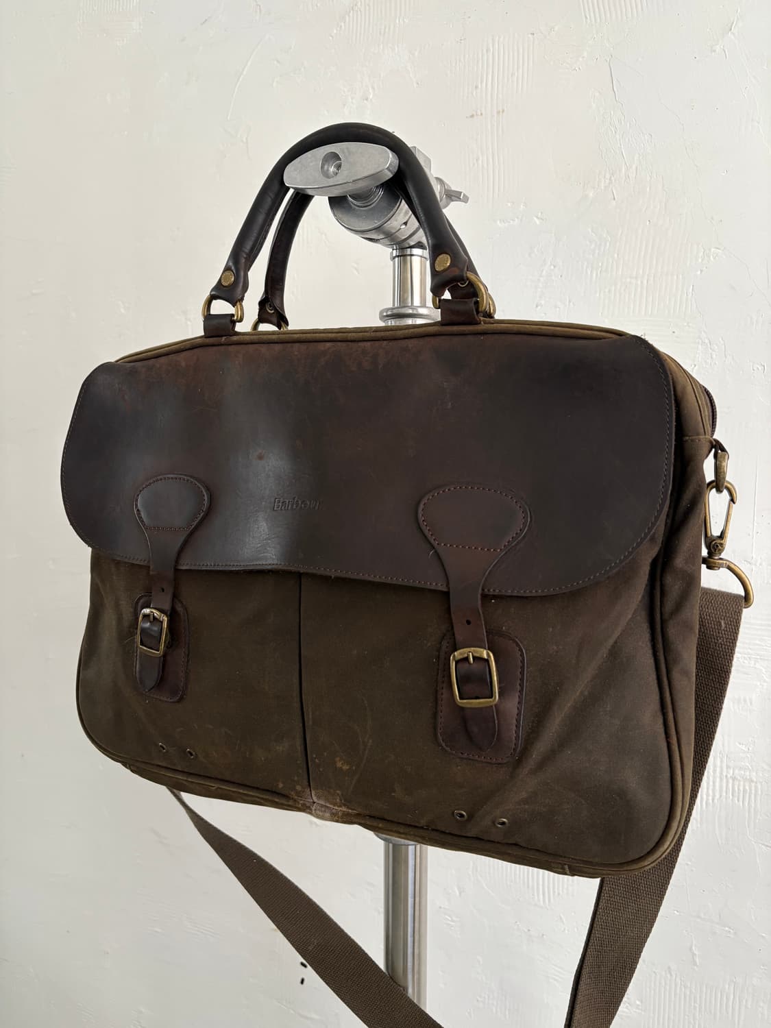 Barbour 바버 왁스드 레더 브리프케이스 상품이미지2