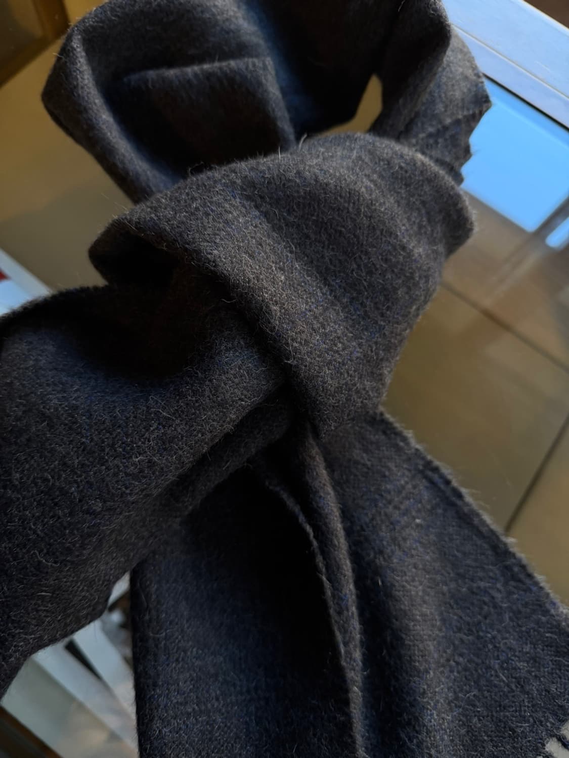 휴고보스 블랙라벨 머플러 상품이미지2