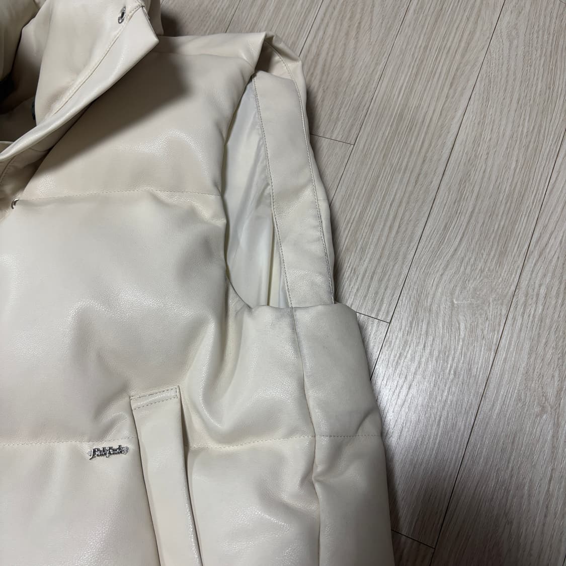 페일제이드 레더 베스트 푸퍼 자켓 아이보리 패딩 조끼 상품이미지4