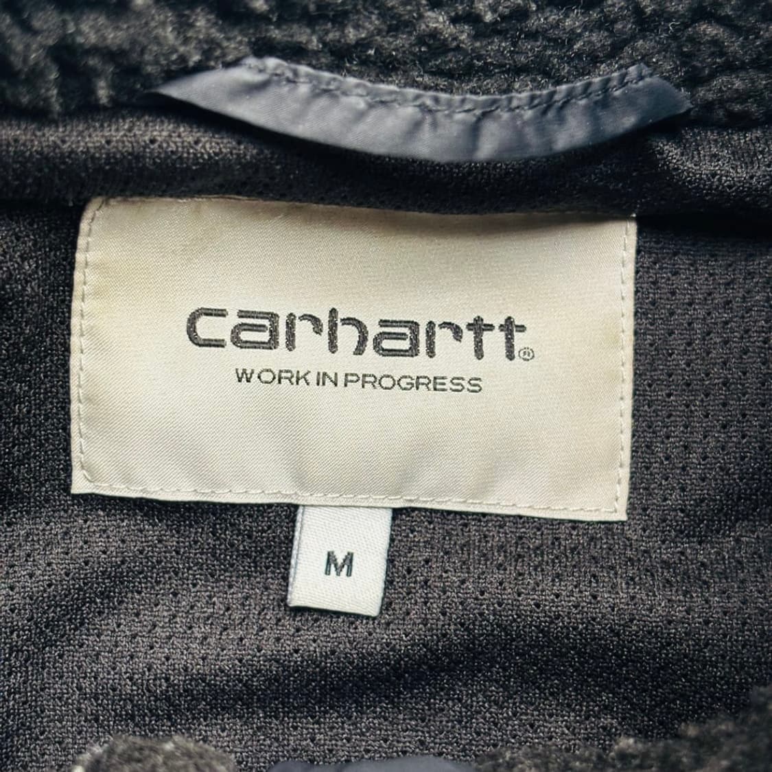 칼하트wip 블랙 라이너 플리스 자켓 상품이미지3