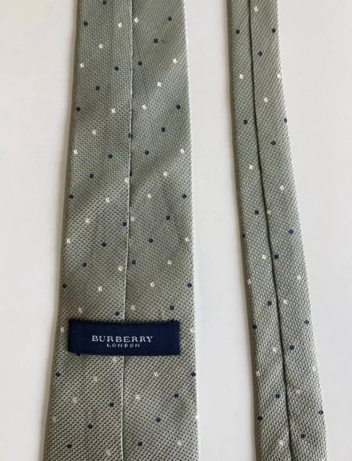 버버리 넥타이 상품이미지4