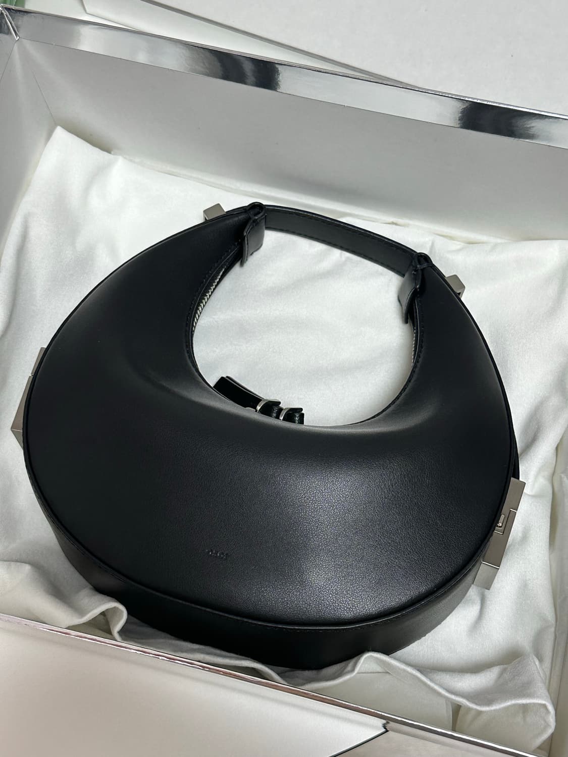 오소이 토니 미니백 새상품 상품이미지1