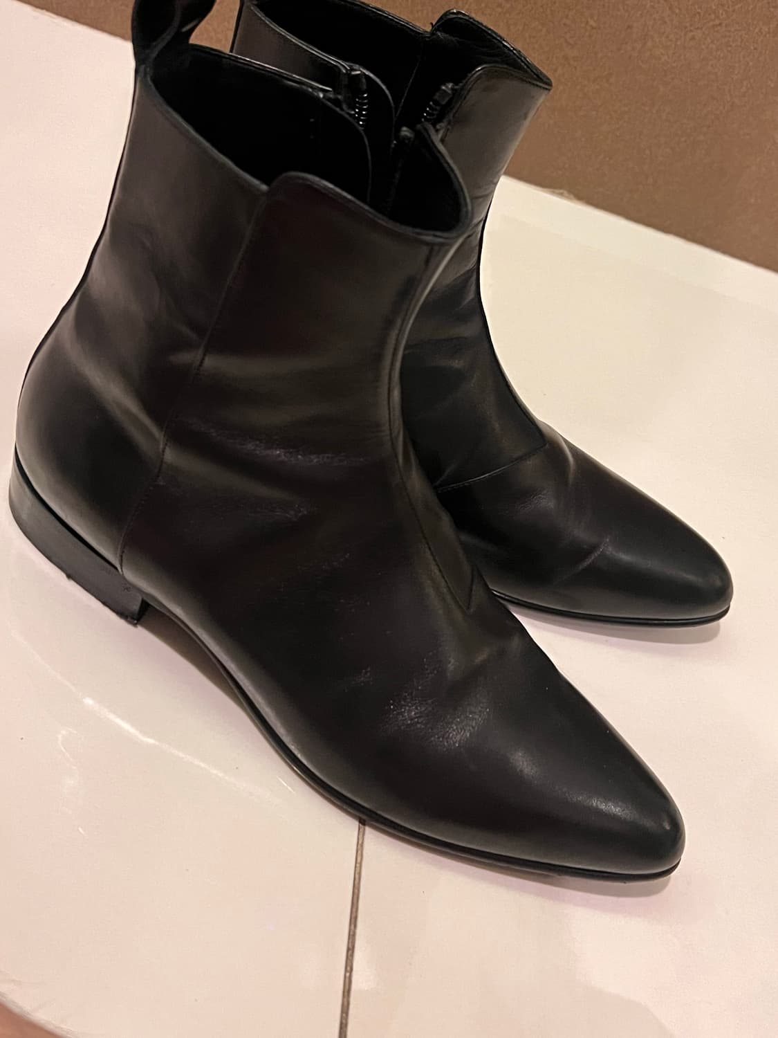 [41.5] Saint Laurent 카프 스킨 앵클부츠 상품이미지3