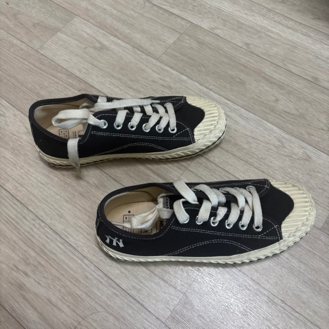 Mlb 플레이온 스니커즈 운동화 240 상품이미지3