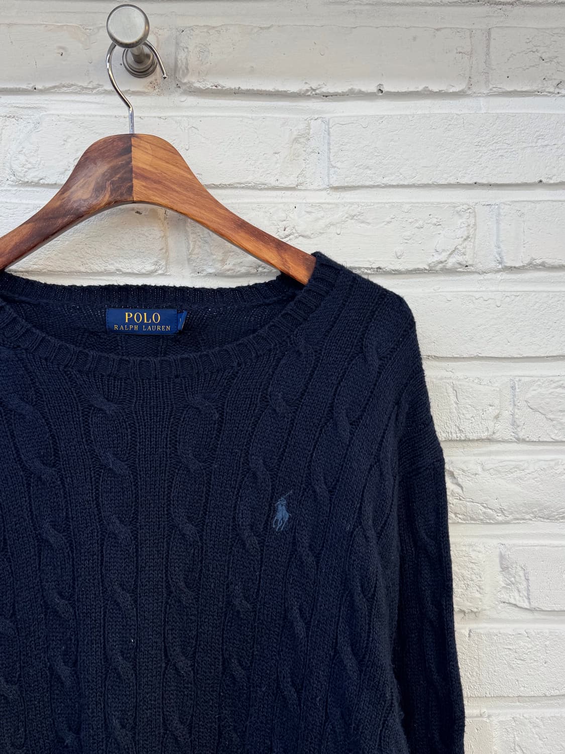 폴로 네이비 꽈베기 니트  상품이미지4