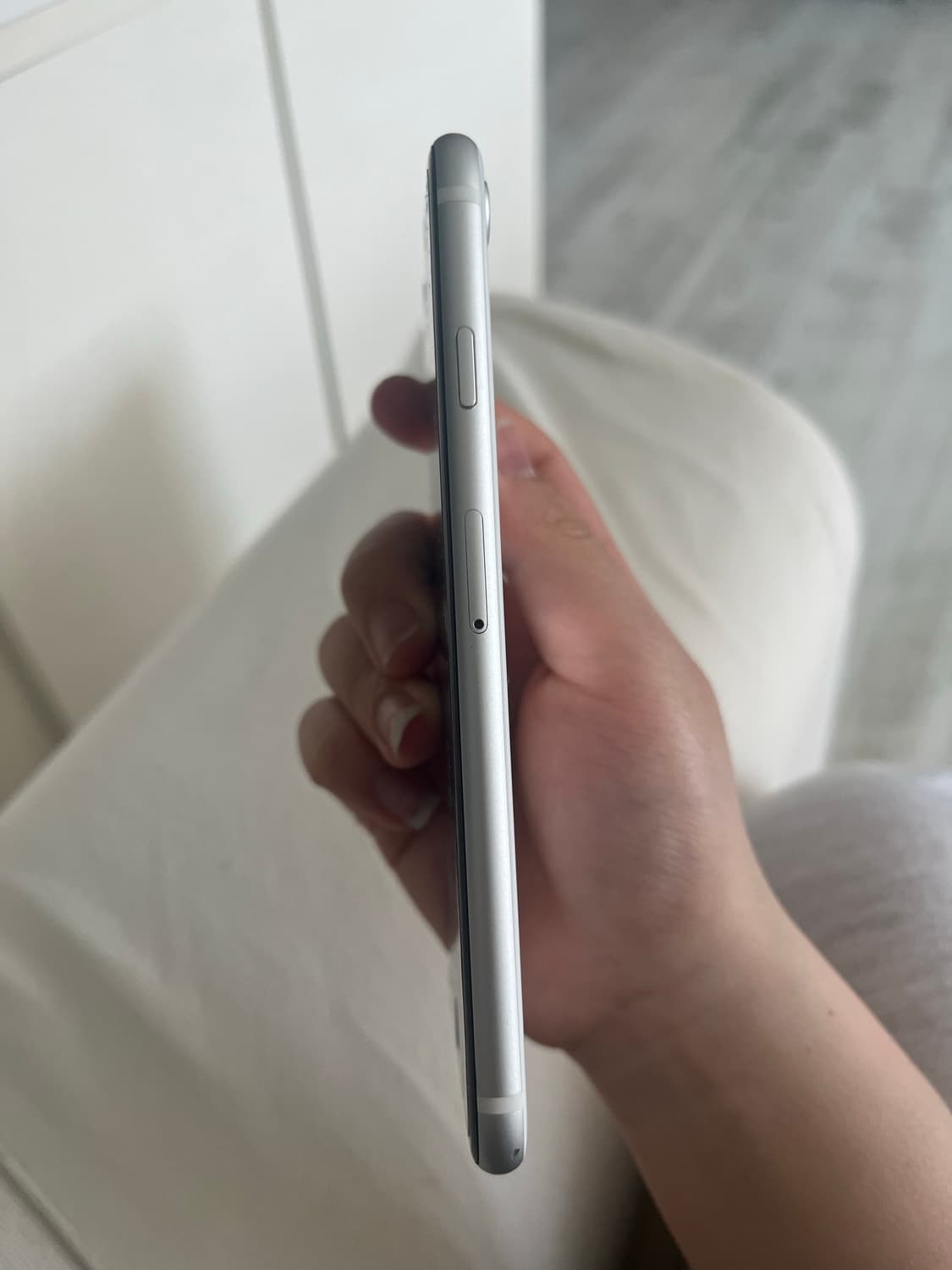 (급처) 아이폰 se2 화이트 128기가 상품이미지3