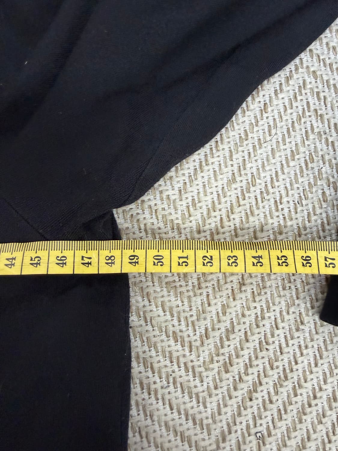 정품) 꼼데가르송 블랙 밑단 언발 긴팔 티셔츠 M  상품이미지8