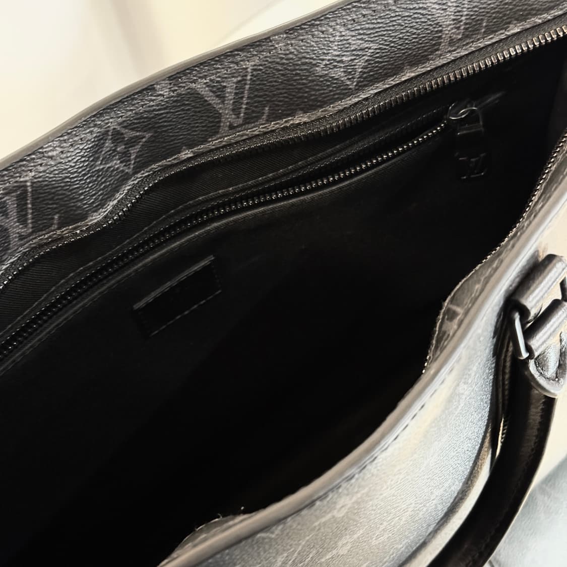 루이비통 호리존탈 지페 삭플라 이클립스 상품이미지10