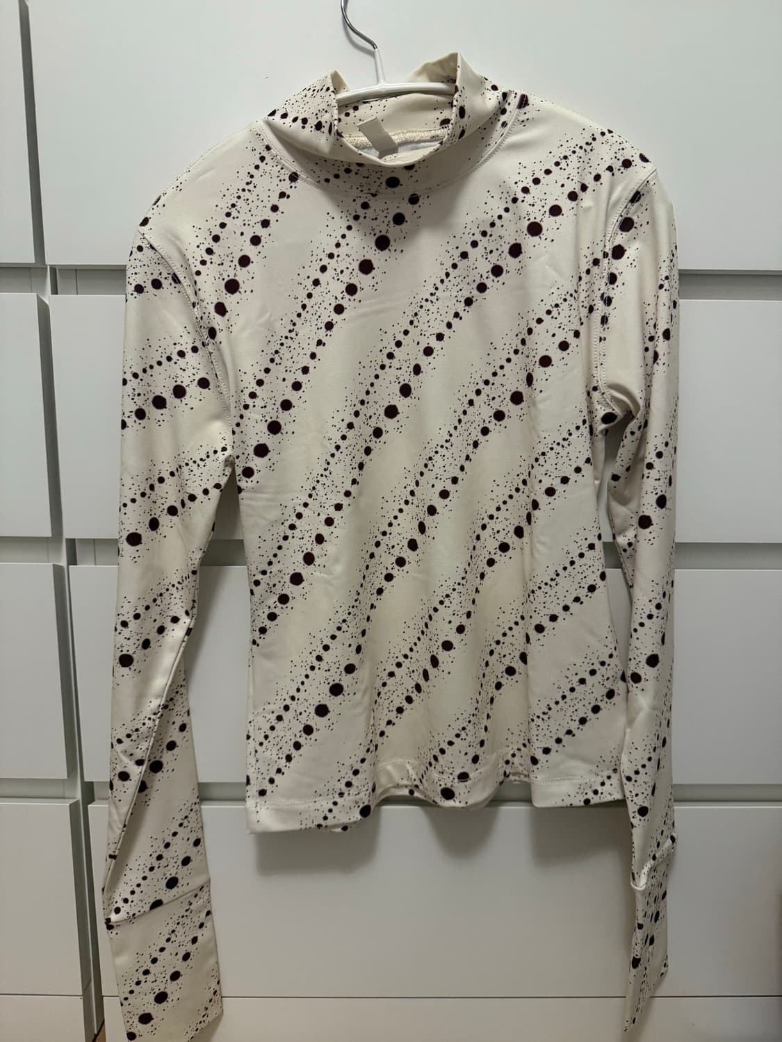 기준 긴팔티 상품이미지1