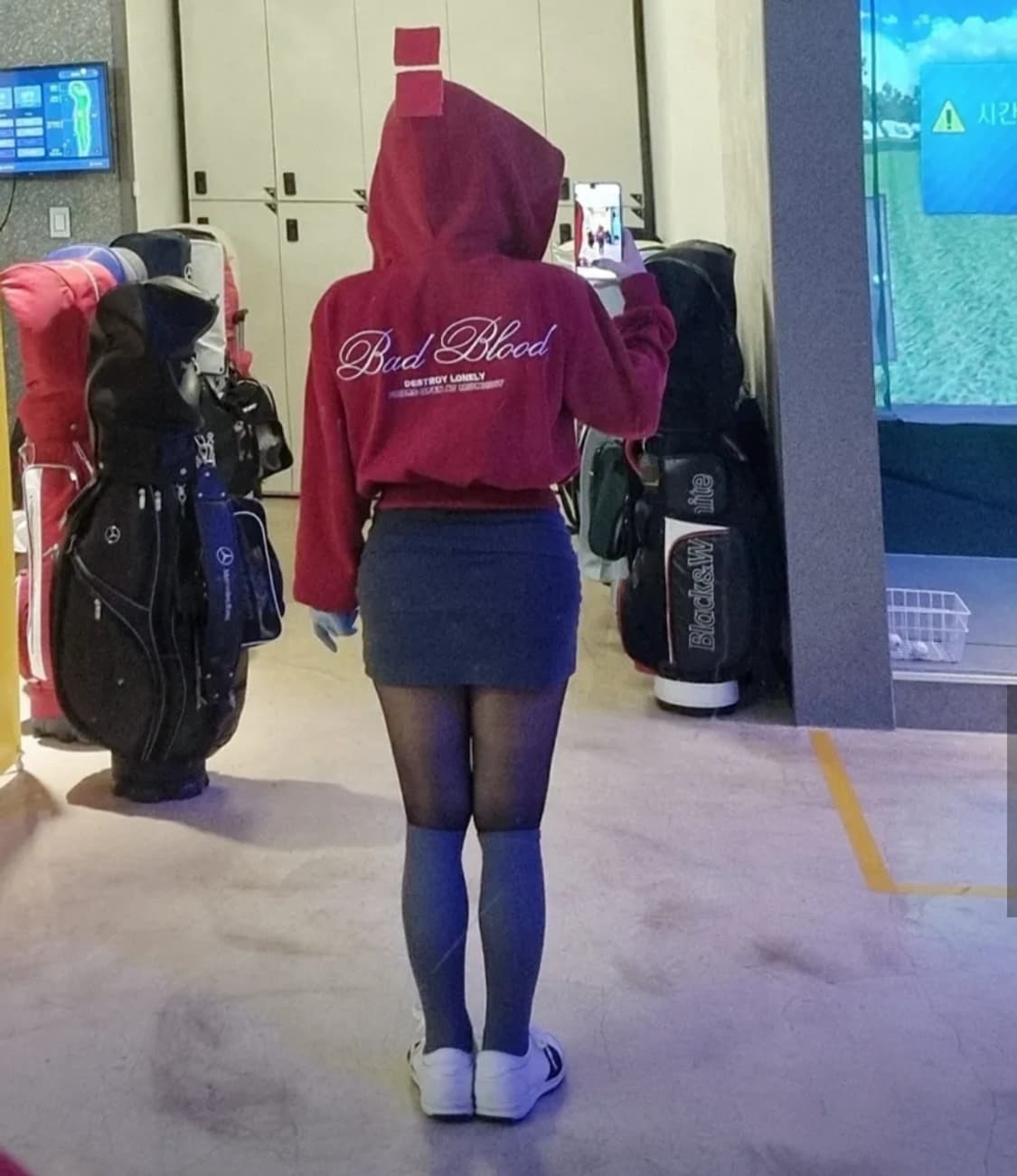 배드블러드 후드집업 레드 상품이미지6