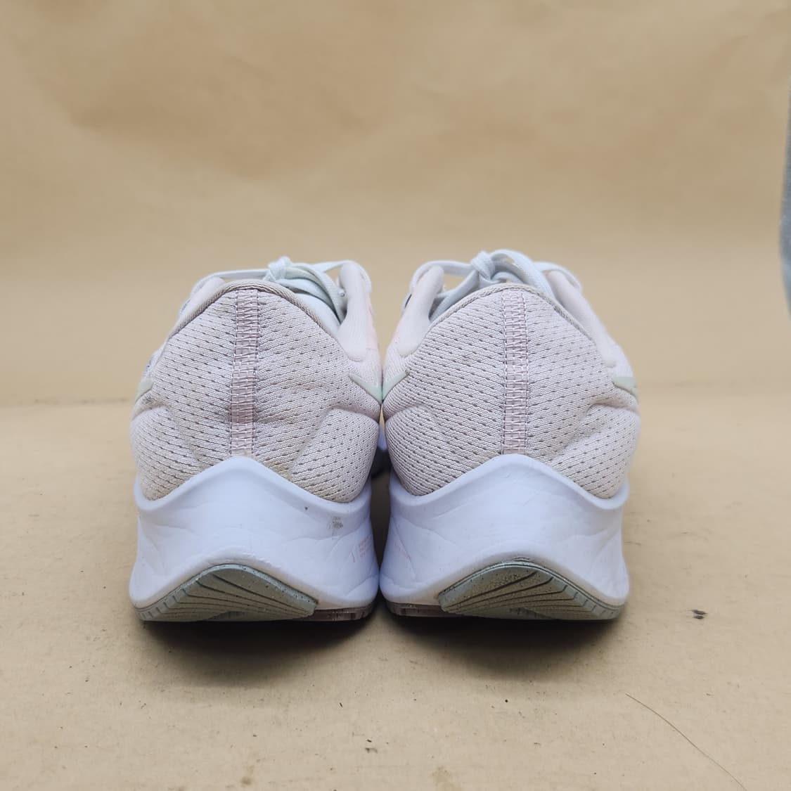 나이키 에어줌 페가수스38 여성런닝화250 상품이미지4