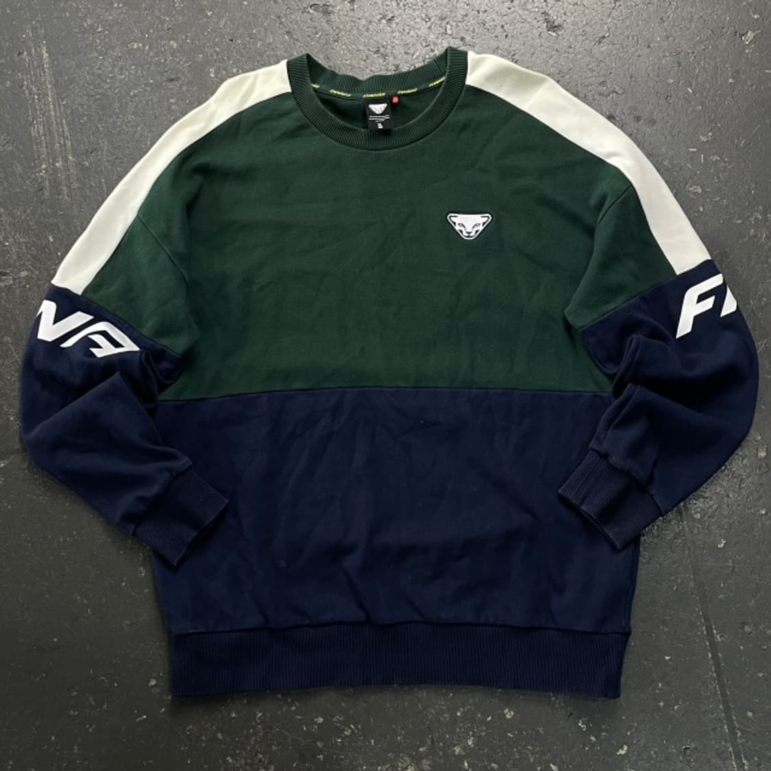 105 다이나핏 맨투맨  상품이미지1