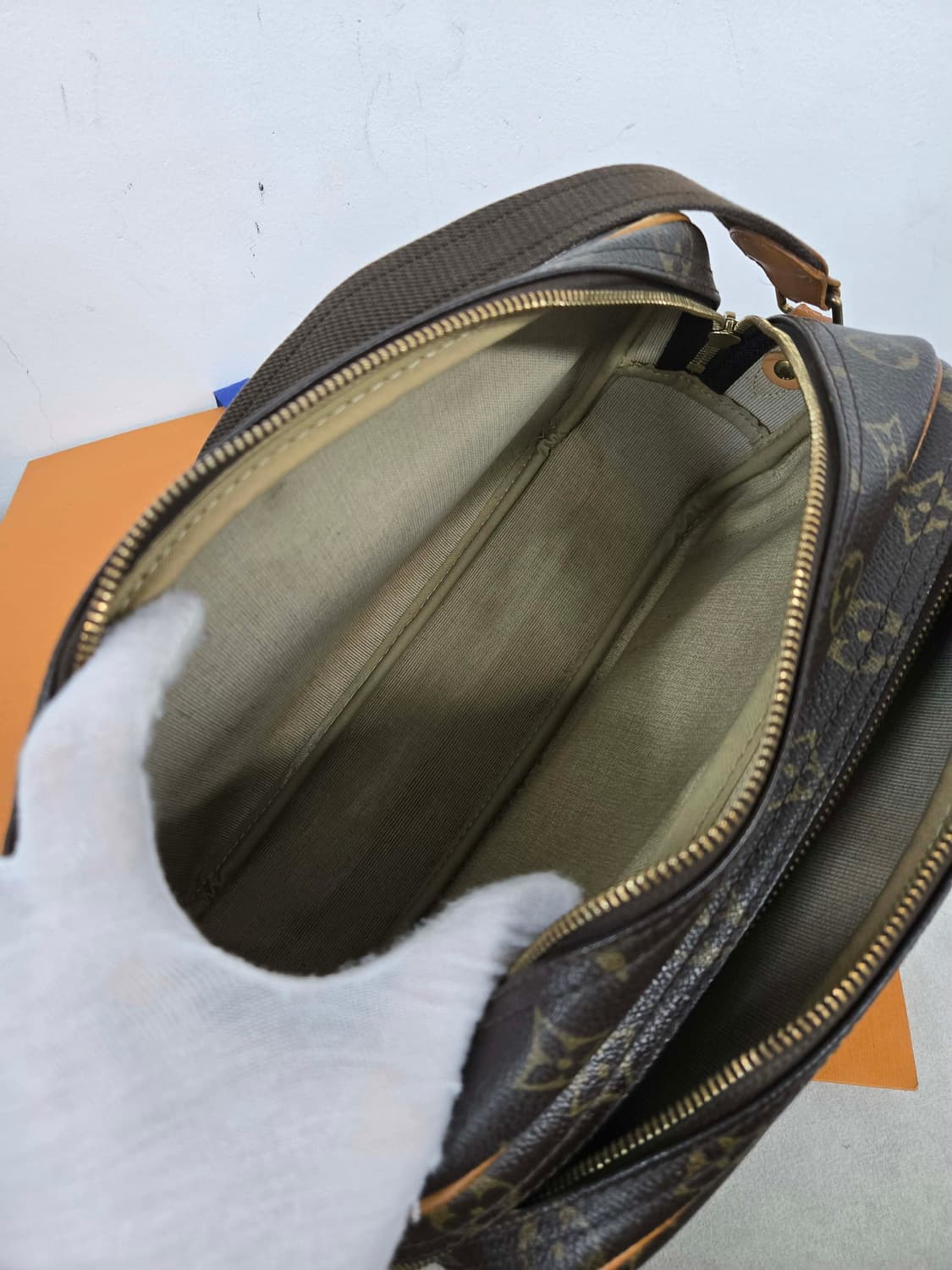 [보증서 정품] 루이비통 리포터 숄더백 상품이미지1