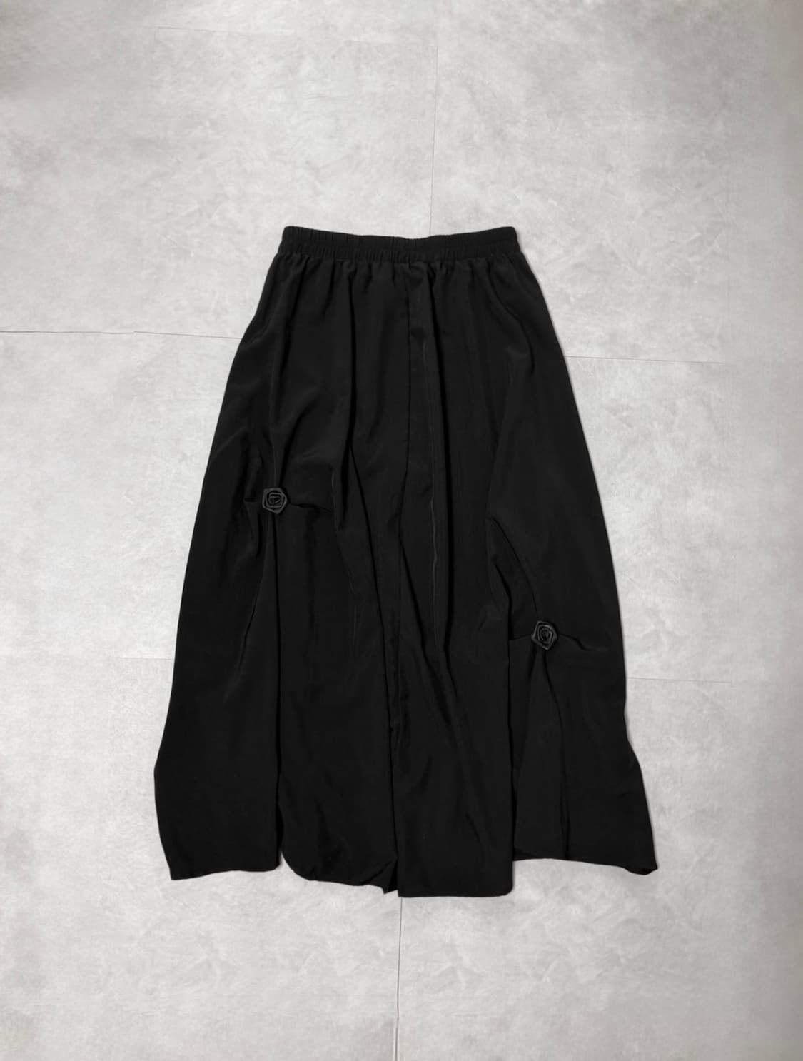 빈티지 플라워 코사지 롱 스커트 블랙 상품이미지2