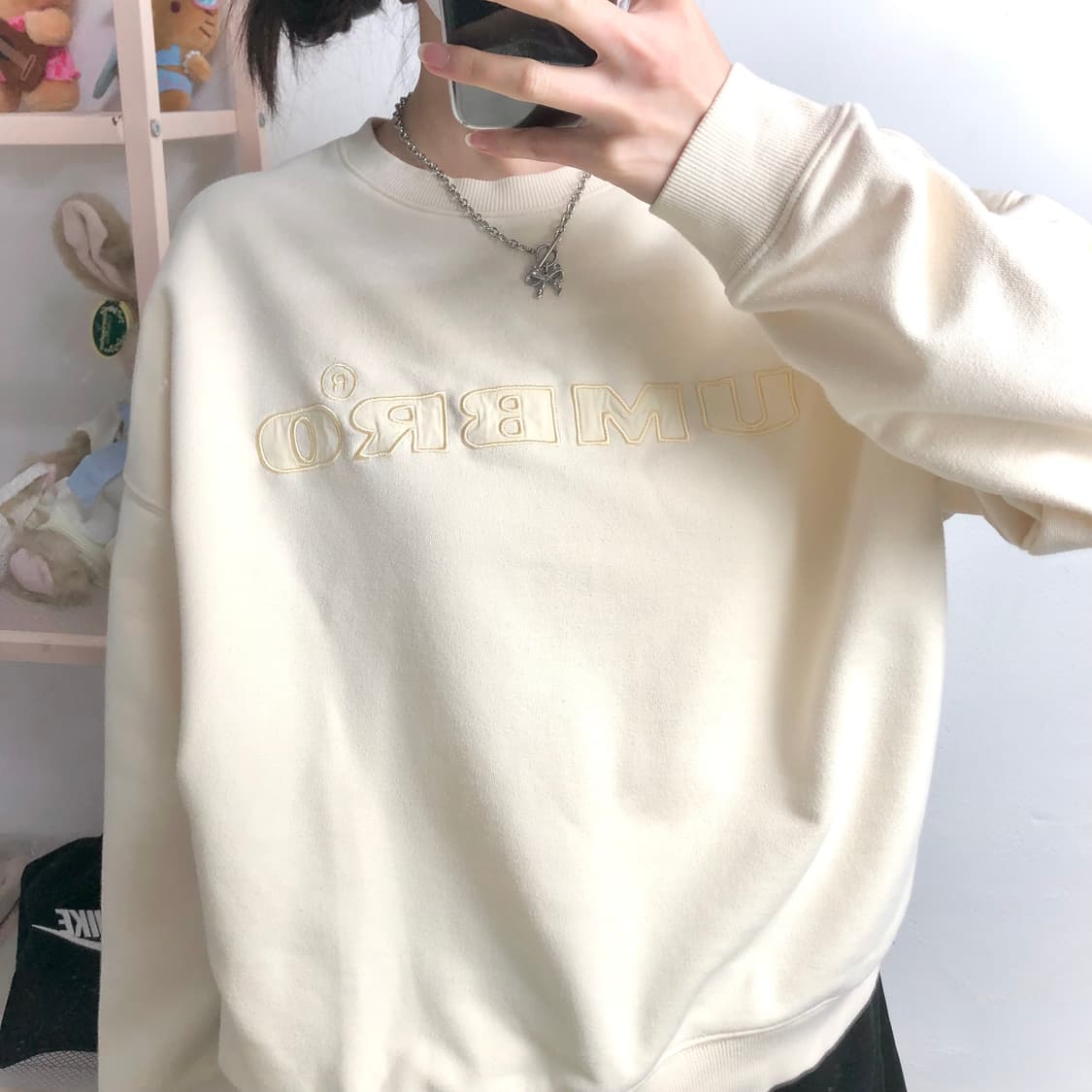 엄브로 생크림 맛 아방 맨투맨 상품이미지2