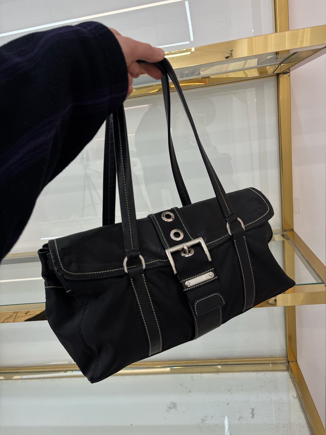 프라다 포코노 빅버클 숄더백 상품이미지3