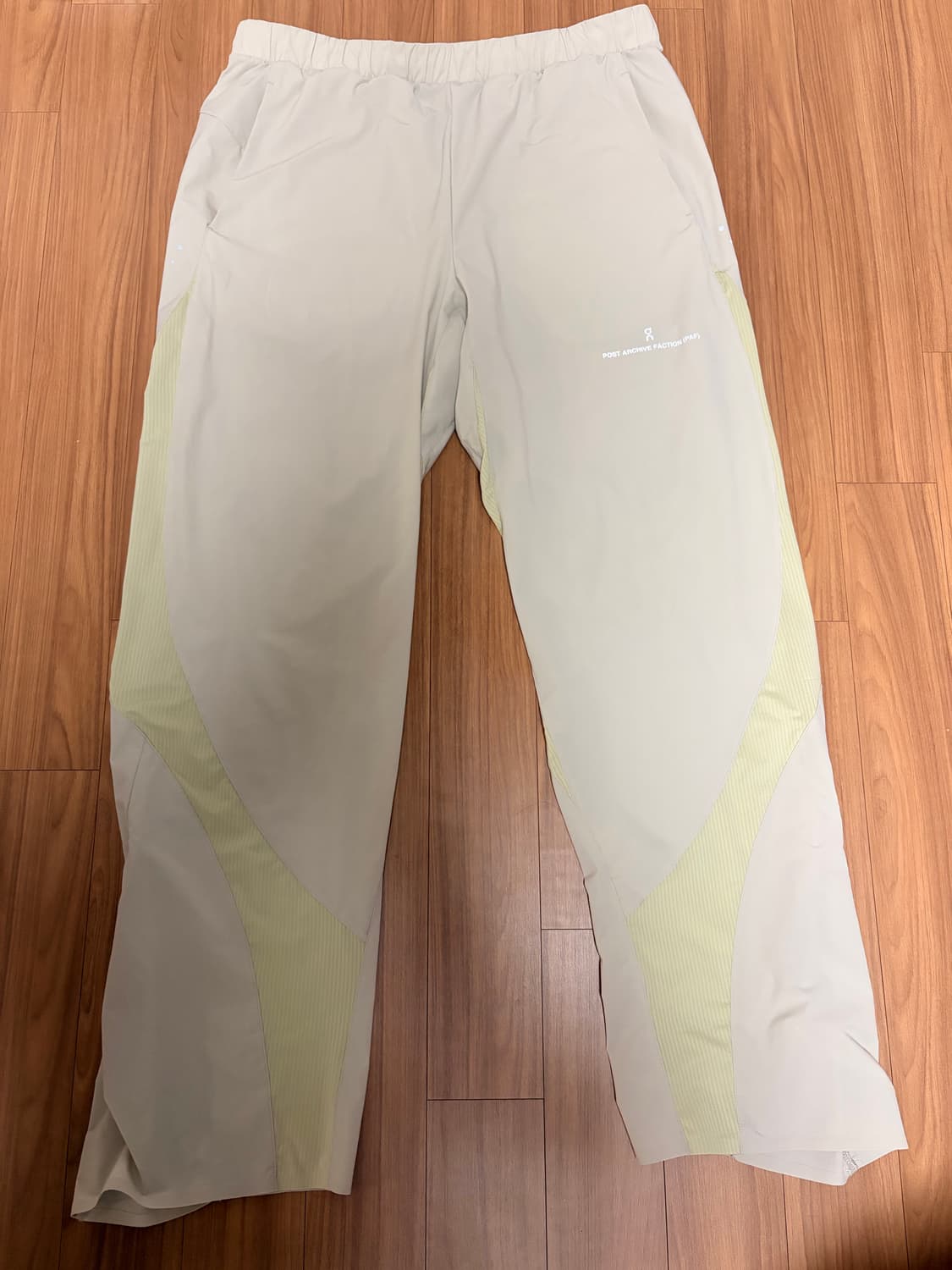 On x Paf 러닝팬츠 문더스트 온러닝 파프 L 사이즈 상품이미지3