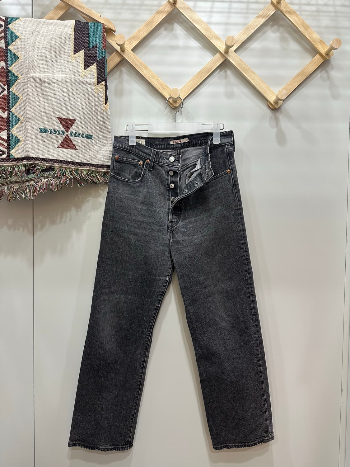 LEVIS 리바이스 빅E 스트레이트 흑청데님 30 상품이미지1