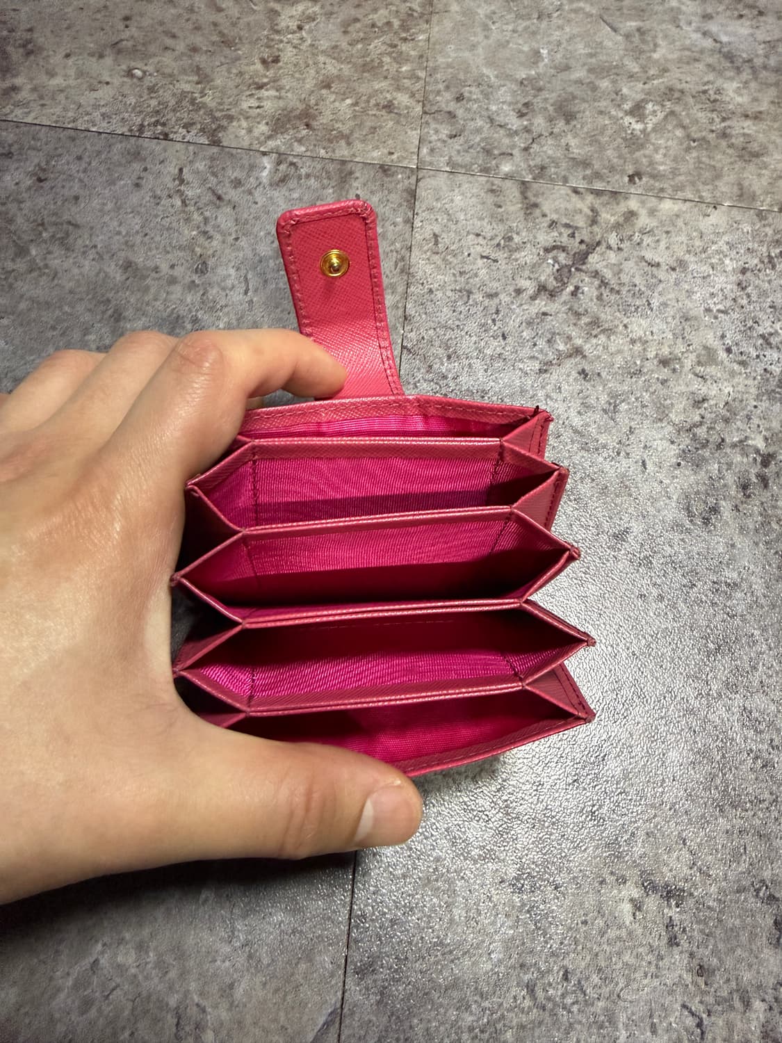 프라다 아코디언 카드지갑 상품이미지6