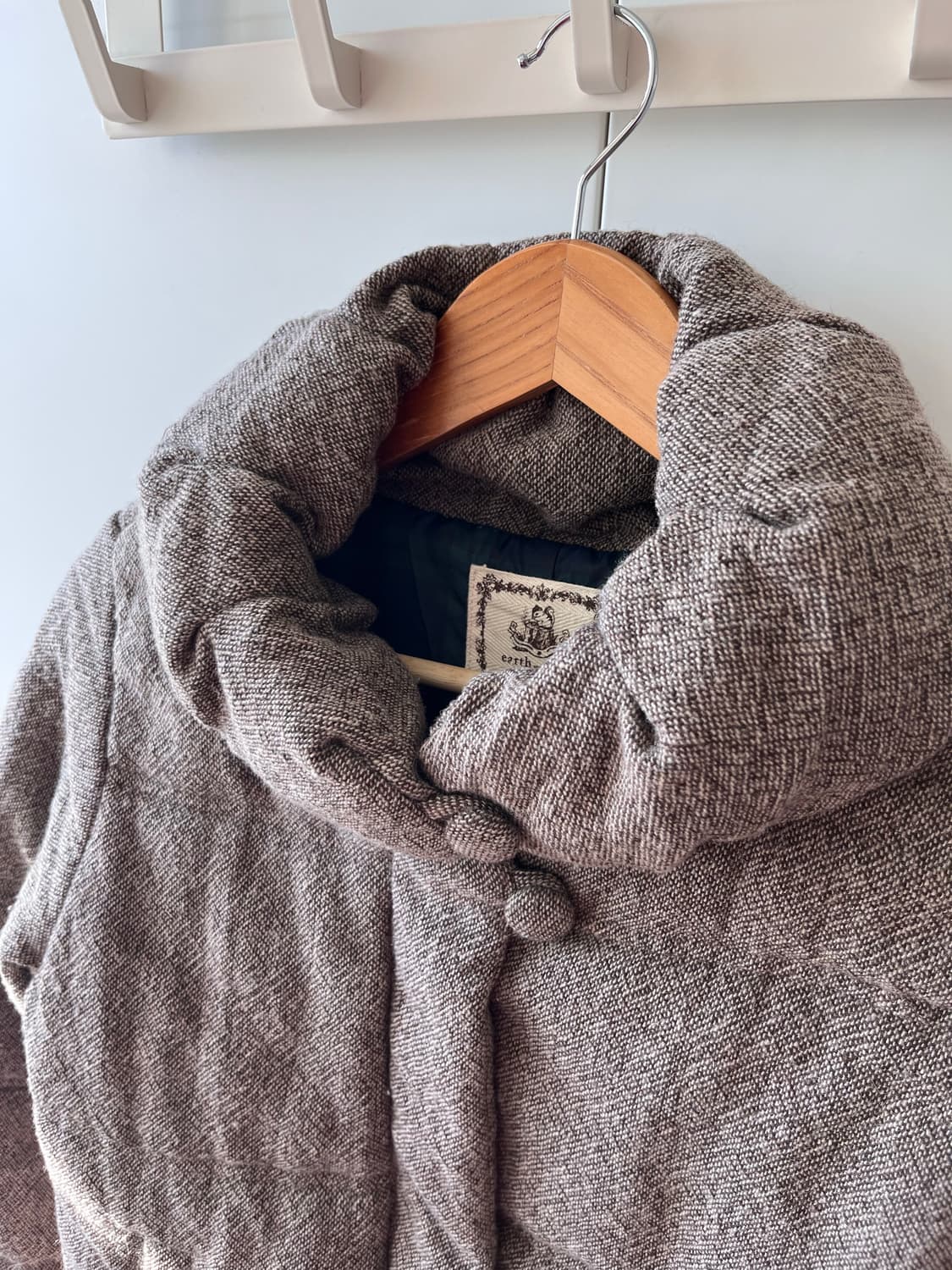 Earth music 얼스뮤직 만두 카라 버튼 패딩 점퍼 상품이미지10