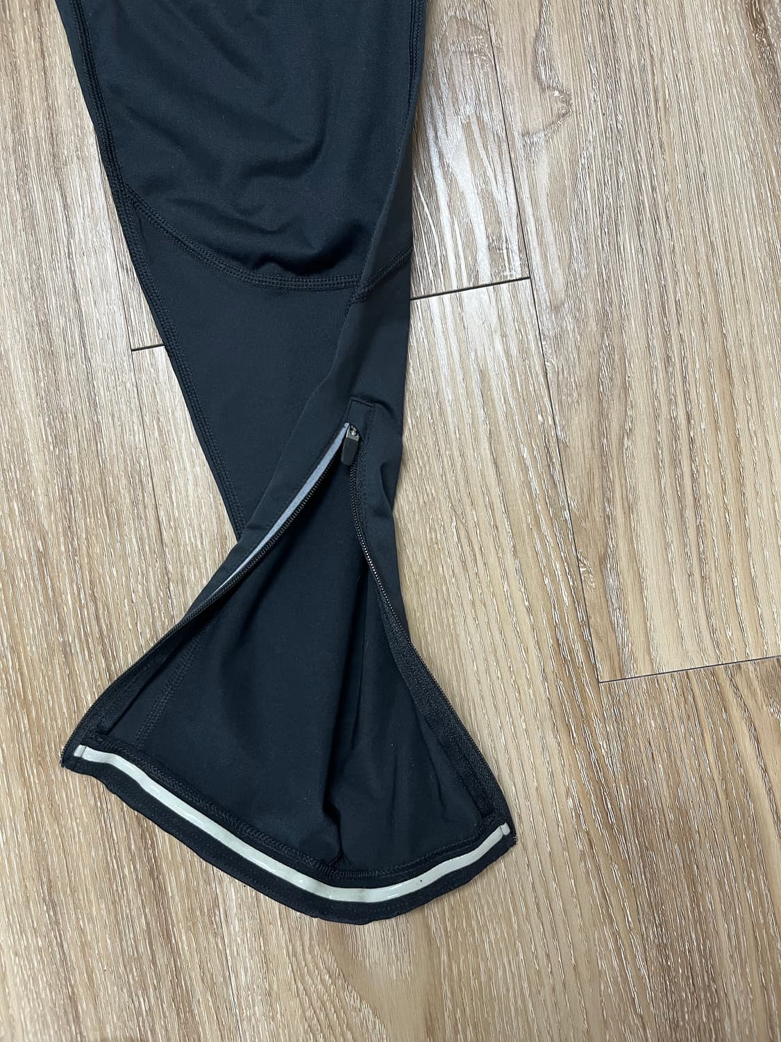 나이키 러닝 드라이핏 쉴드 레깅스 L 상품이미지5