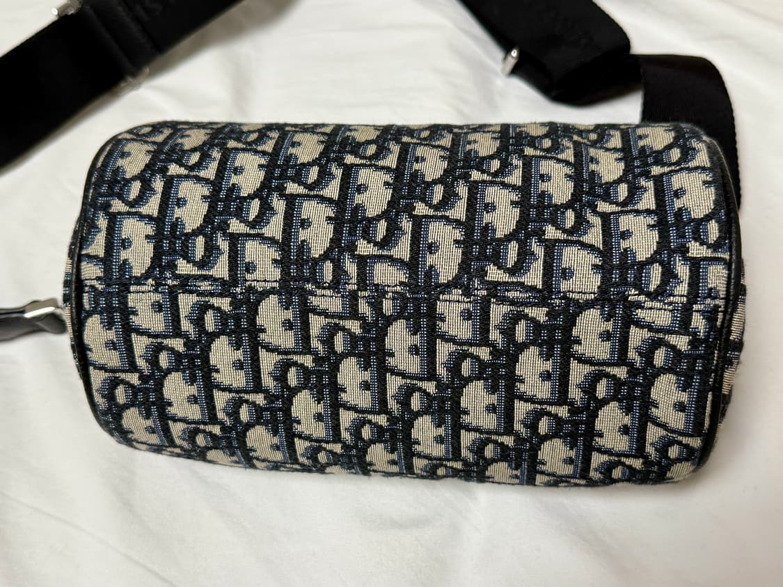 디올 오블리크 크로스백 판매합니다! 상품이미지7