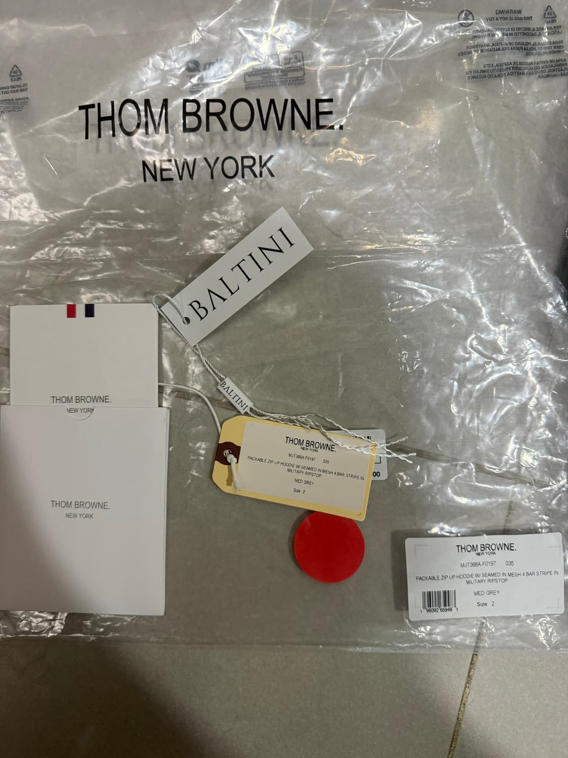 [당일출고,2사이즈] 새상품급 톰브라운 립스탑 바람막이 상품이미지7