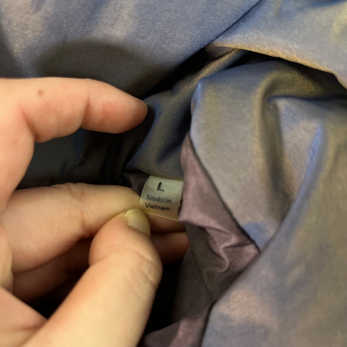 105 피오갓 에센셜 이리데슨트 푸퍼 패딩 상품이미지3