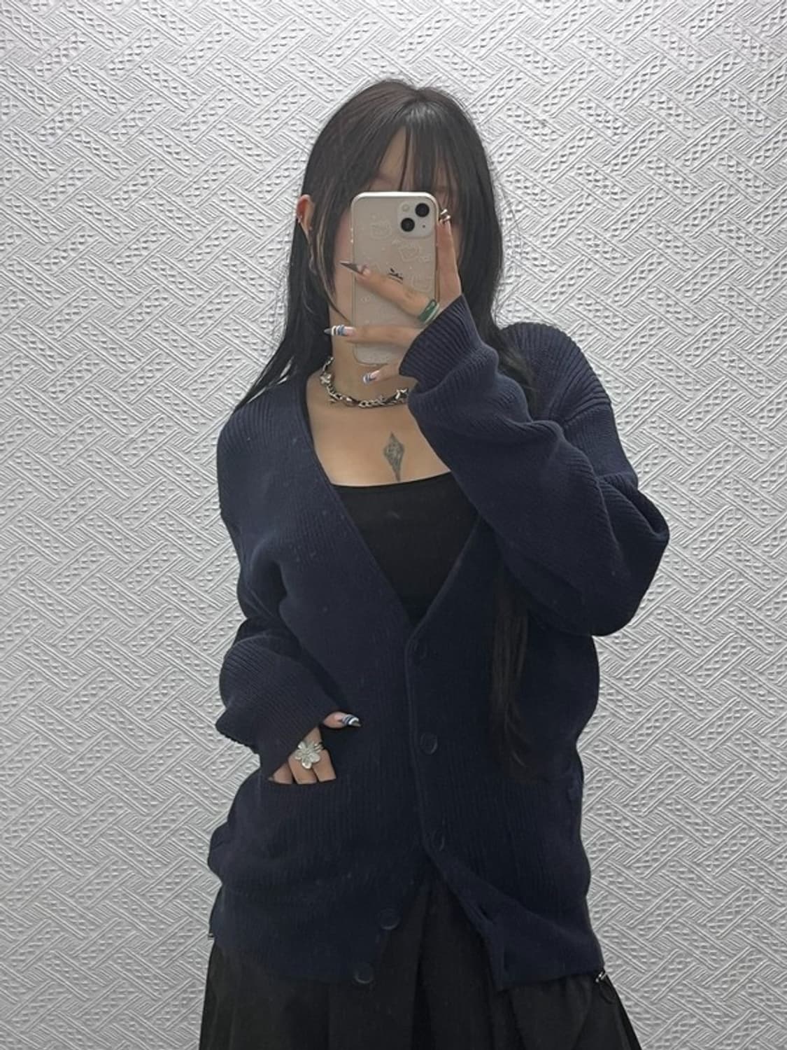 라코스테 모던시크 캐주얼 브이넥 버튼 가디건 S C07810 상품이미지2