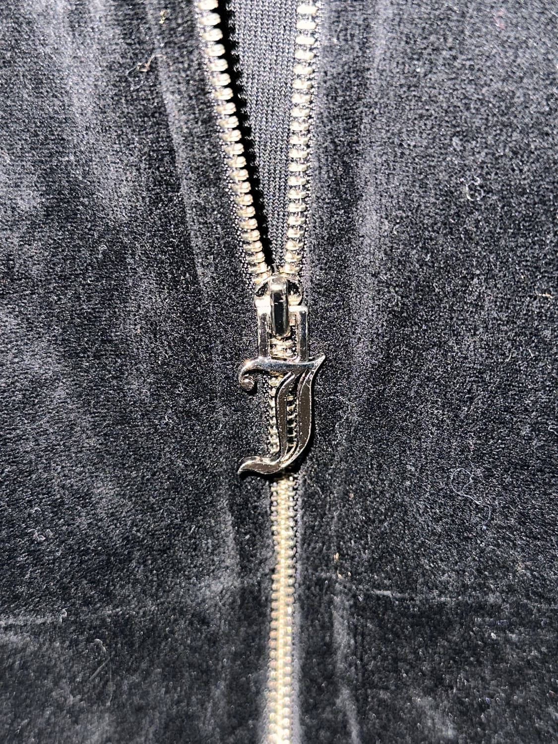 쥬시꾸뛰르 벨벳 후드집업 상품이미지3