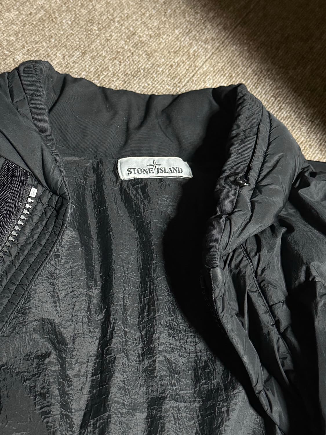 [L] 17fw 스톤아일랜드 우원재 패딩 후드x 시보리o 상품이미지5