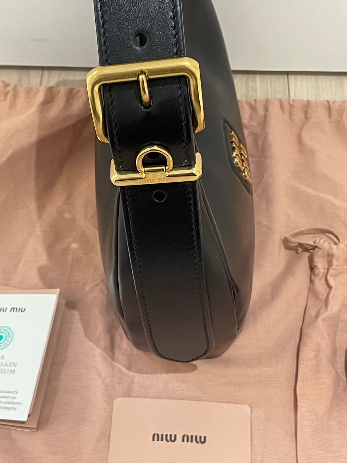 미우미우 호보백 스몰 상품이미지7