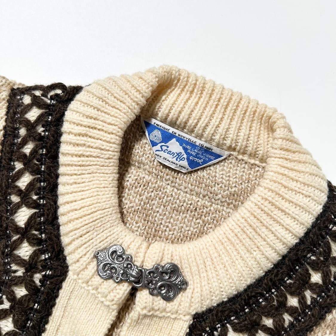 Scan Alp 노르딕 패턴 라운드넥 니트 가디건 상품이미지4