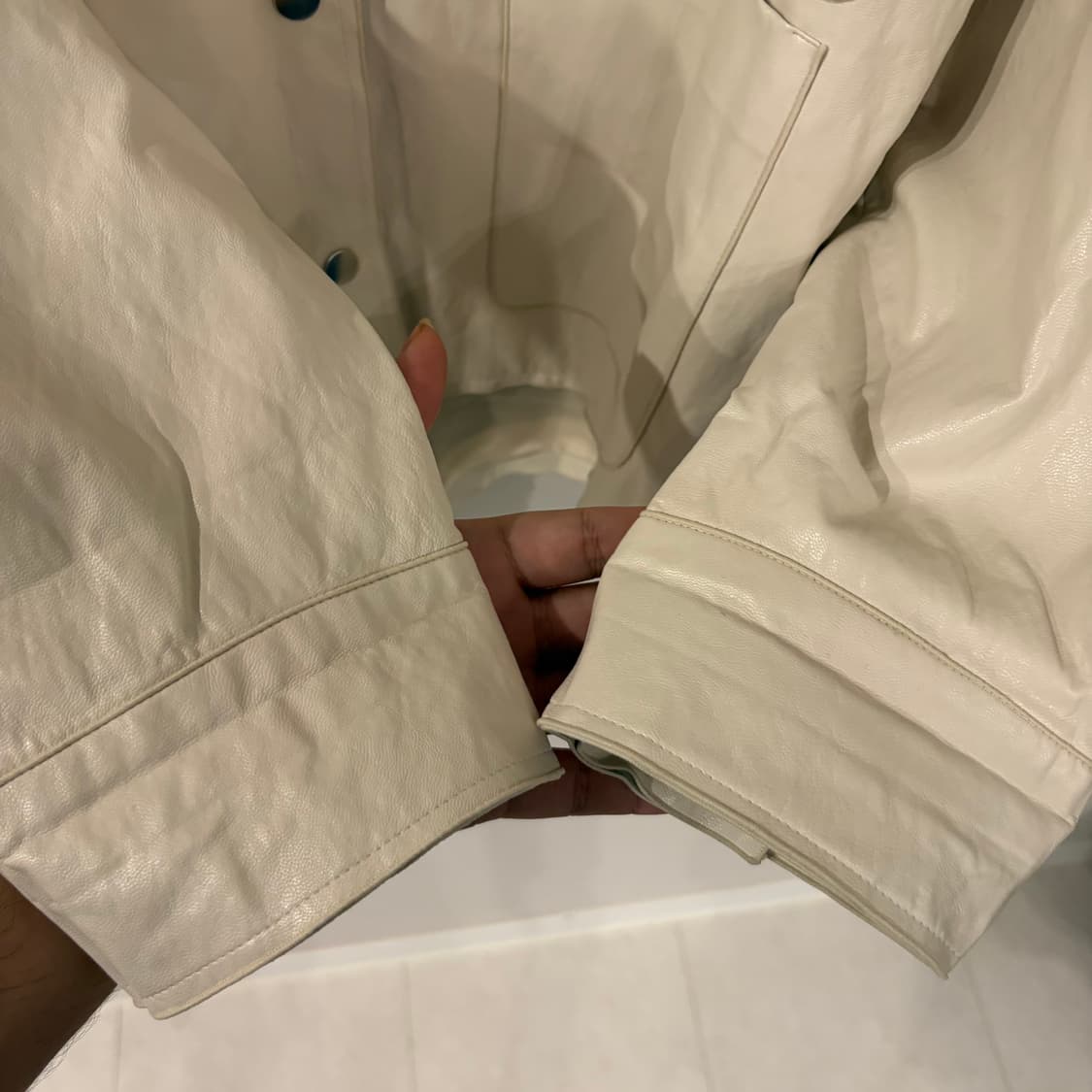 한섬 타임 카드 슬롯 벨티드 레더 자켓 상품이미지2